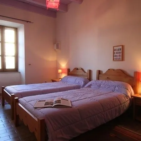 Holiday home Gite Restaure Avec Grand Terrain Clos, Salle De Jeux, Proche Du Puy En Velay Et Chavaniac-Lafayette - Fr-1-582-297