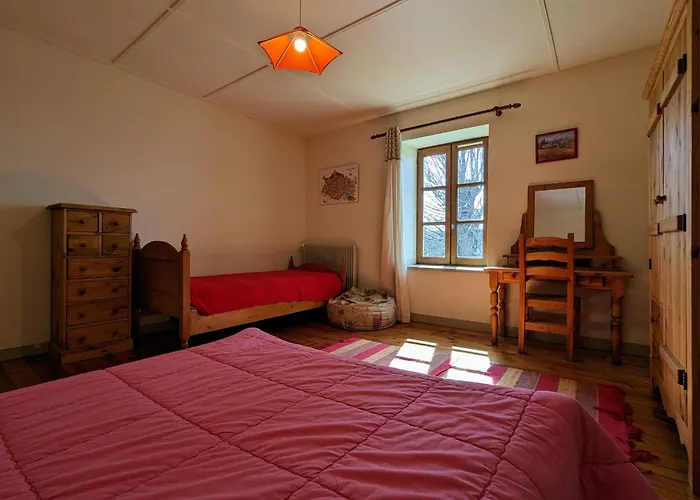 Restaure Avec Grand Terrain Clos, Salle De Jeux, Proche Du Puy En Velay Et Chavaniac-lafayette - Fr-1-582-297 Ferienhaus Jax