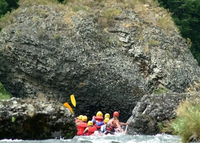 Ferienhaus Restaure Avec Grand Terrain Clos, Salle De Jeux, Proche Du Puy En Velay Et Chavaniac-lafayette - Fr-1-582-297 Jax